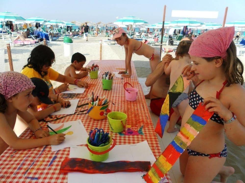 Hotel Lido Europa Riccione Dış mekan fotoğraf